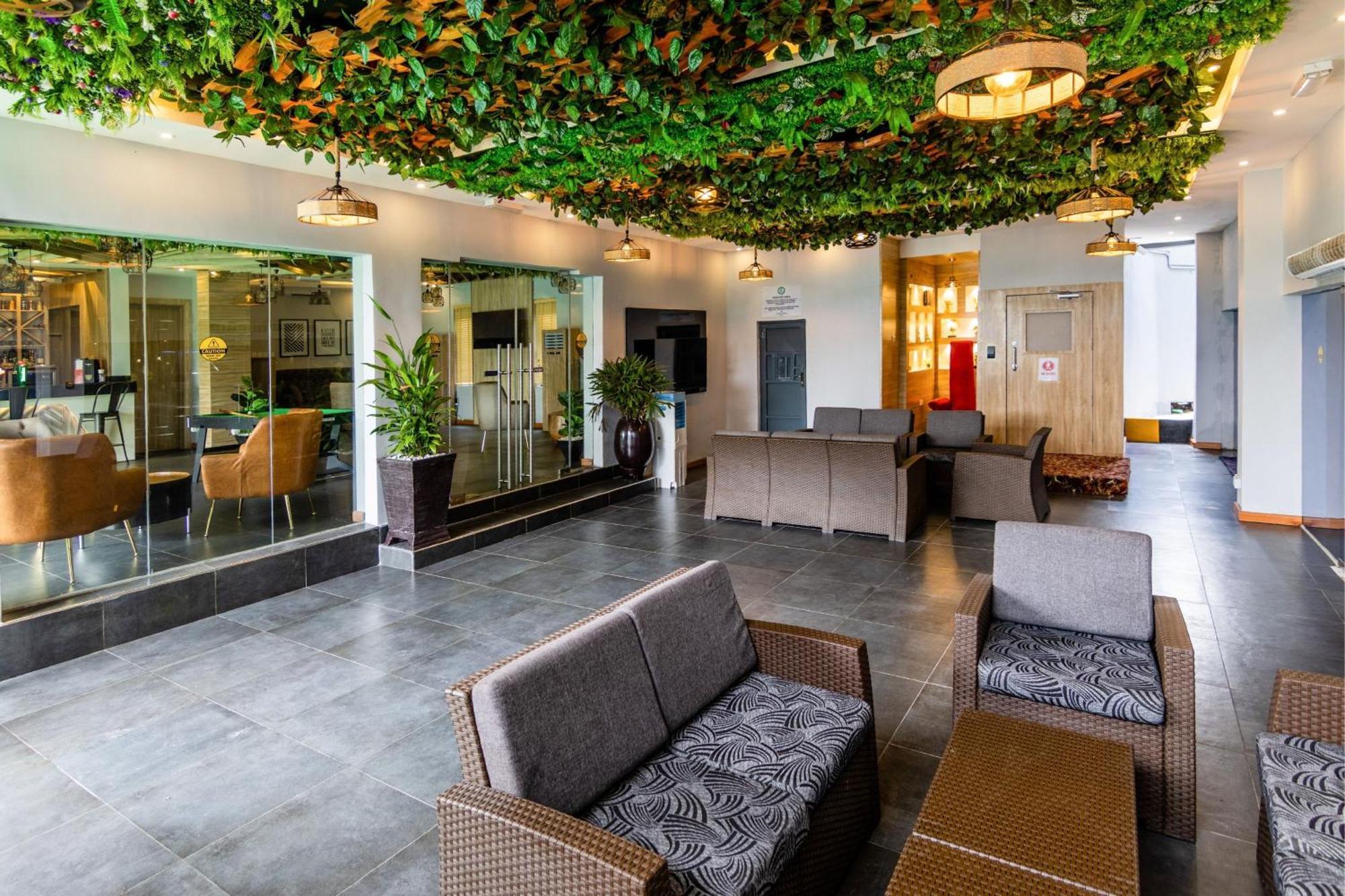 Protea Hotel By Marriott Delta Варрі Екстер'єр фото