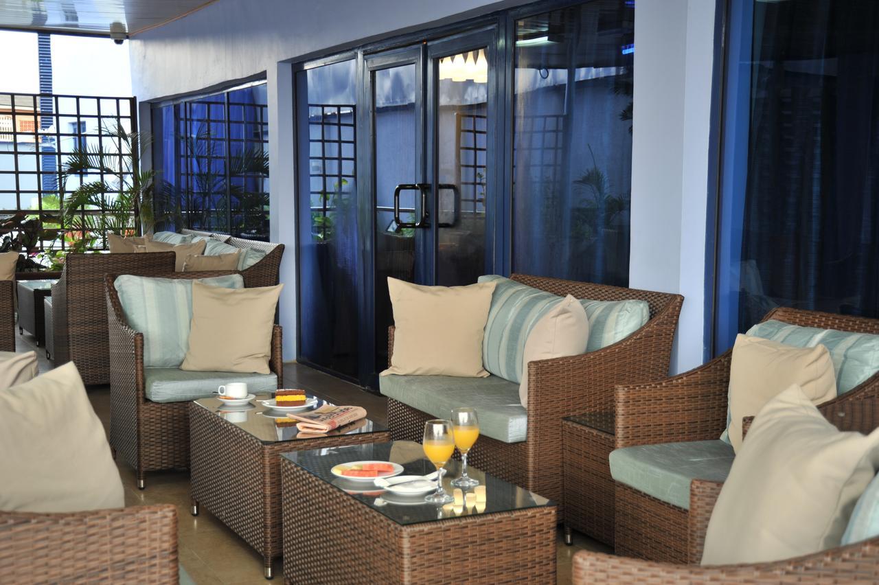 Protea Hotel By Marriott Delta Варрі Екстер'єр фото